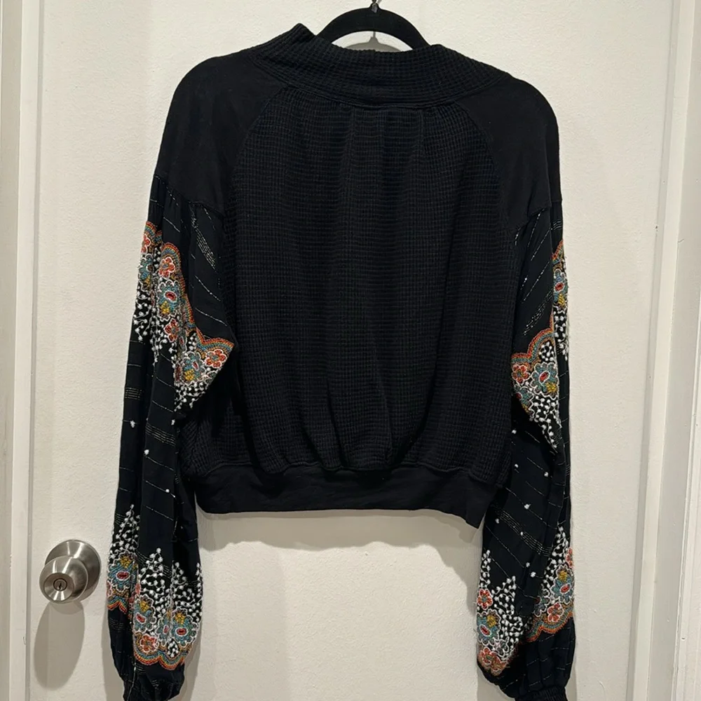 Free People Women's Floral Embroidered Technicolor Dream Blouse Tunic - Picture 6 of 9